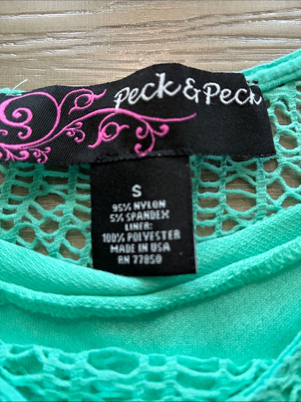 Peck & Peck Mint Green Crochet Scoop-Neck Top Size S - Picture 2 of 8
